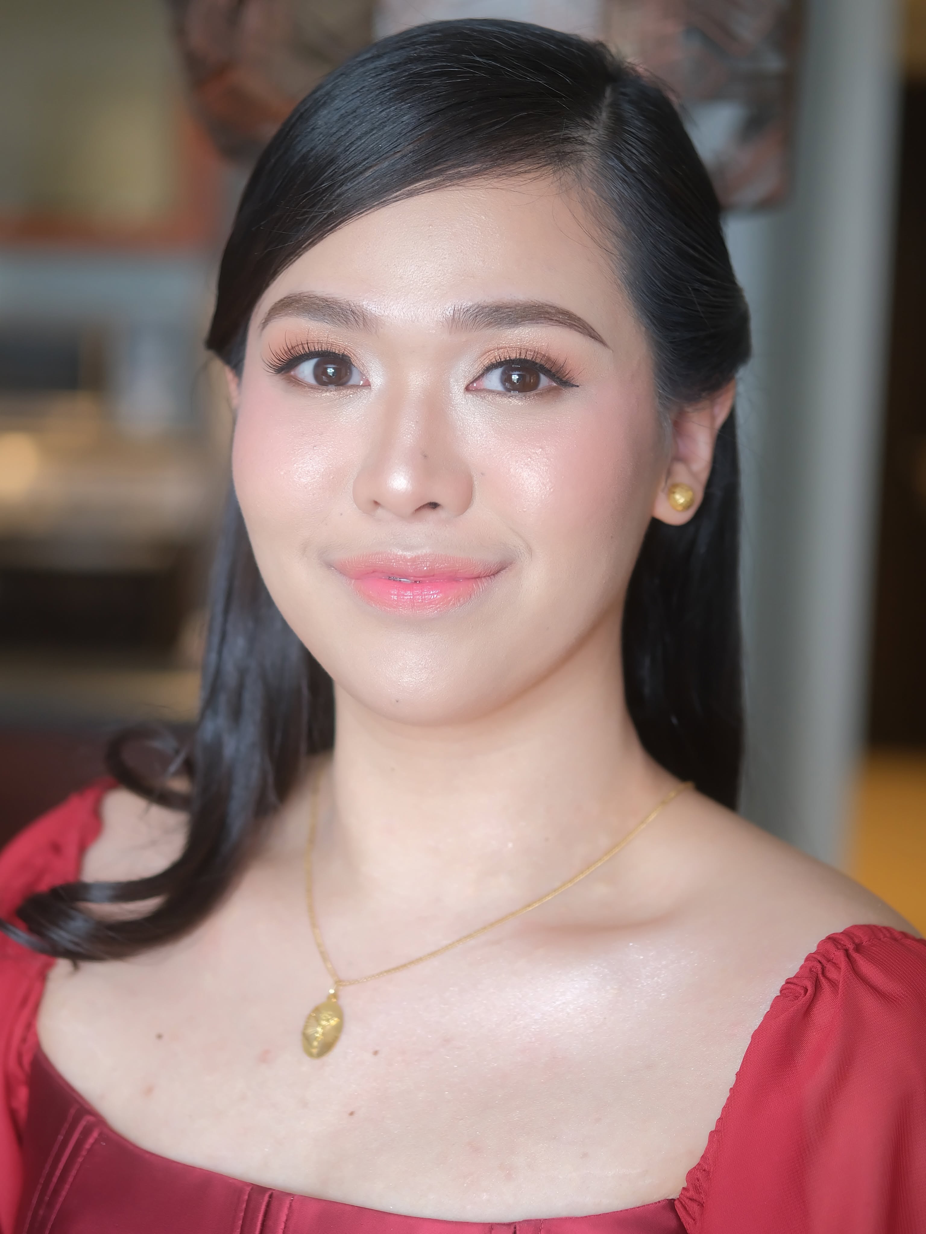 N — makeup by Fer Martinez